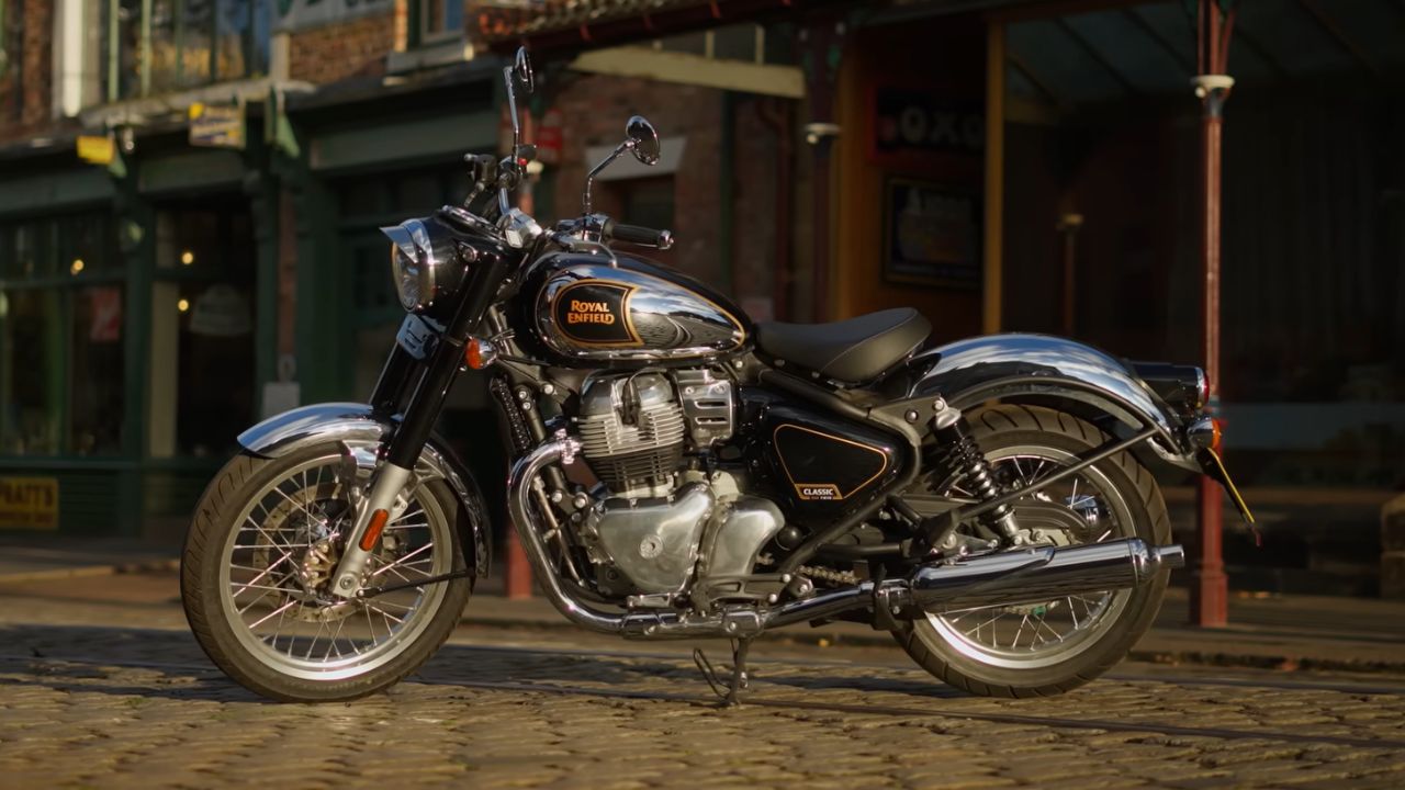 दमदार लुक और 650cc इंजन वाली दमदार बाइक रॉयल एनफील्ड क्लासिक 650 ट्विन इस दिन होगी लॉन्च