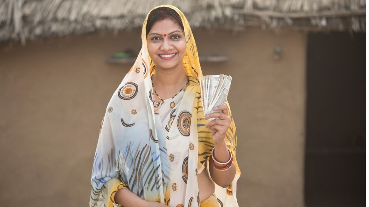 महिलाओं के लिए 5 बेहतरीन सरकारी योजनाएँ, जो दिलाएंगी लाखों का लाभ